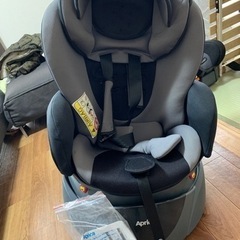 ※お話中※【超美品】Aprica新生児から使えるチャイルドシートの画像