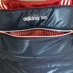 アディダスゴルフ用バッグの画像