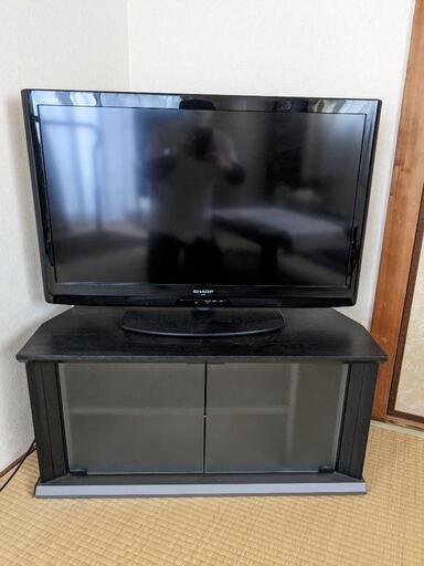 32型テレビ　リモコン付き　シャープ