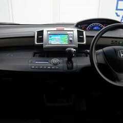 ホンダのファミリーカーとしても人気🚗電動スライドドアにバックカメ...