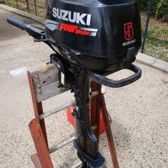 ⚫取引中です⚫ スズキ 4サイクル 船外機 5馬力 おまけ付き