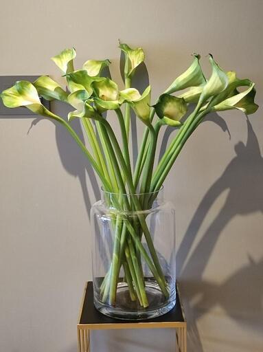 花瓶 高さ35cmの大きめサイズ 造花も譲ります。【展示品・美品】