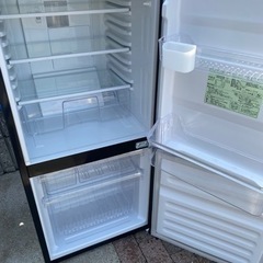 2018年製🍀 ユーイング 110L 2ドア冷蔵庫（ギャラクシーブラック）UING