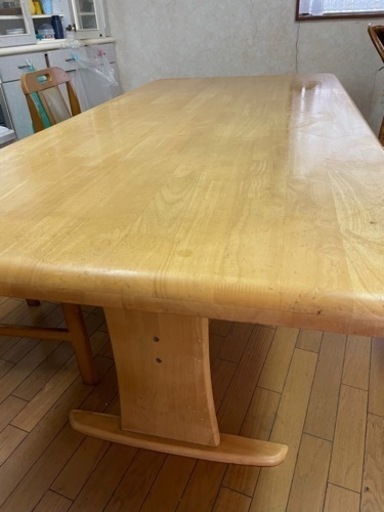 ダイニングテーブル