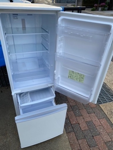 2017年製🍀シャープ冷蔵庫 167L SJ-17E5-KW どっちもつけかえドア(0329c)