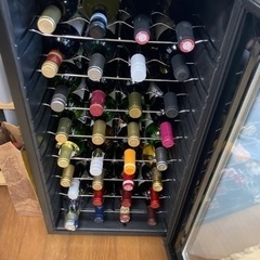 ワインセラー　中身は退かします🍷の画像