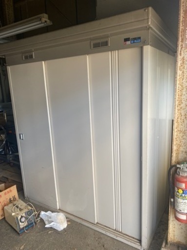 イナバ物置の出品になります。6万