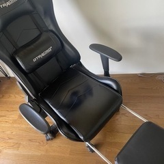 ゲーミングチェア　GT Racingの画像