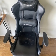 ゲーミングチェア　GT Racing