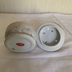 陶器の小物入れの画像