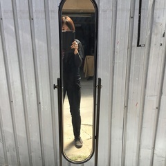 ✨値下げ✨姿見　黒　スタンドタイプの画像
