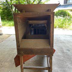 アンティーク農機具　唐箕（とうみ）の画像