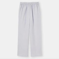ユニクロ パンツ ラベンダー色の画像