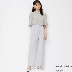 ユニクロ パンツ ラベンダー色の画像