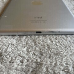 iPad mini２ silver wi-fi+cell ３２GB バッテリー８２% SIMフリー  の画像