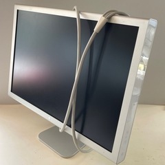 Apple store 銀座店購入品 Cinema HD Display 23-inch widescreenの画像