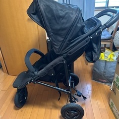 AIRBUGGY ベビーカー　　無料