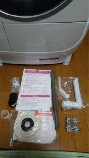ドラム式洗濯機（乾燥機能付）