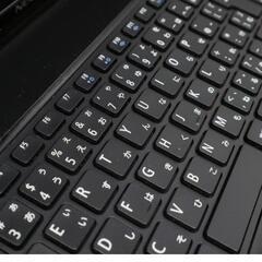 Core i3 、高速SSD256GB、メモリ8GB、Webカメラ搭載、スーパーマルチドライブ、15.6インチの画像