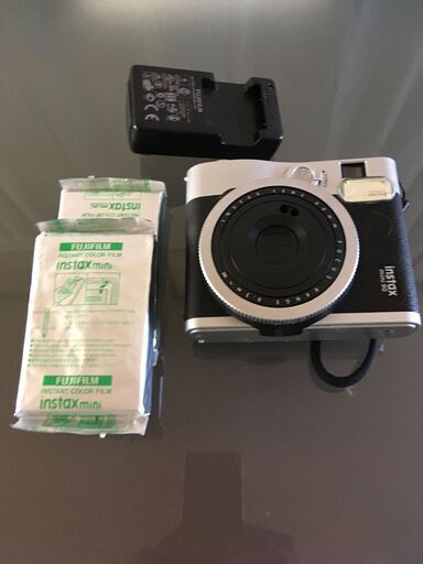 チェキ！ FUJiFILM NEO CLASSIC (フジフィルム ネオ クラッシック)