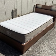 シングルベット　マットレス付き