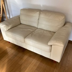IKEA 本革ソファ