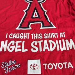 エンゼルスタジアム　バズーカガール　Tシャツの画像