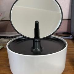 鏡の画像