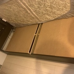 シングルベッド