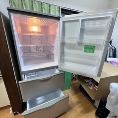 綺麗な冷蔵庫【商談成立】の画像