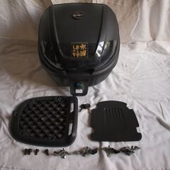 Ray's バイク用リアボックス 32ℓ