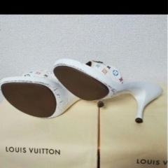 ルイヴィトン マルチカラー サンダル