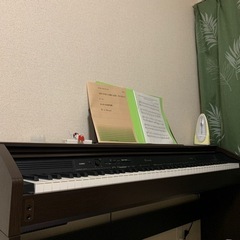 電子ピアノ