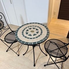 CAINZ モザイクテーブル  バルコニーテーブル　チェア