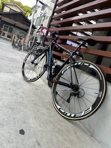 FFWD F4R タイヤセット