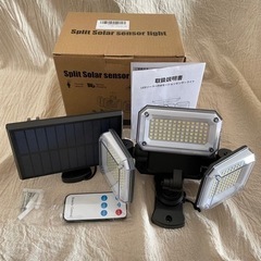 【決まりました】新品未使用　ソーラーセンサーライト　屋外　防犯ライト