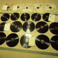 【寄贈済】【取引成立】古いレコード 20枚（レコードアルバム含む...