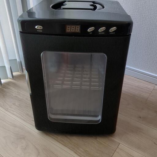 ポータブル冷温庫 25L ブラック XHC-25-BK 保冷 保温 ポータブル保冷温庫ホワイト レッド ブラック 25L 2電源式 小型