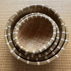 手作り　竹ザルの画像