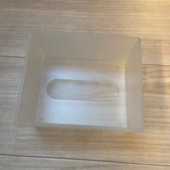 【お譲り先決定】無印良品 アクリル卓上ティシューボックスの画像
