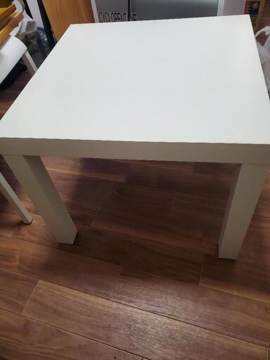 取引中　IKEAテーブル