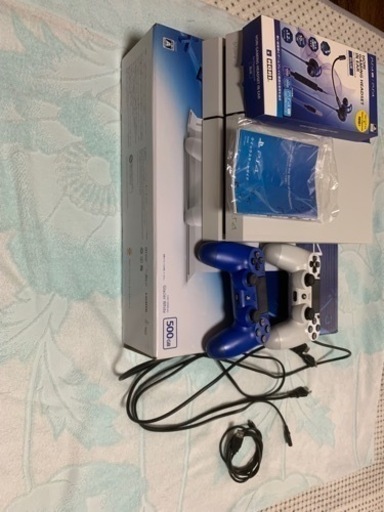 プレステ4  中古　おまけ付き