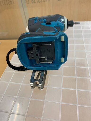 【モノマニア四日市】【引取限定】 makita マキタ 18V インパクトドライバー TD149D 本体のみ