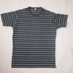 UNIQURO／Ｔシャツ／どれでも￥300