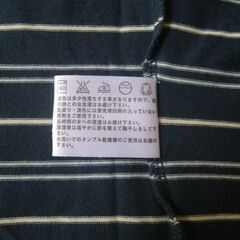 UNIQURO／Ｔシャツ／どれでも￥300の画像