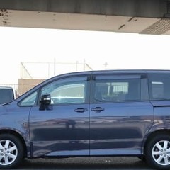 🔵オトロン🔵🚗　　【トヨタ◎ヴォクシー ZS】