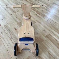 ボーネルンド木製三輪車の画像