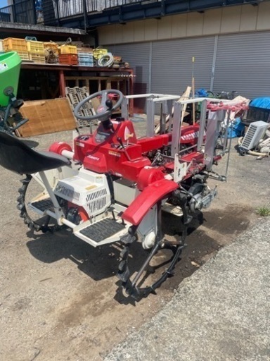 田植機　共立(土付き苗用)みのる　田植え機