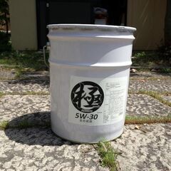 差上げます（無料・引き取りのみ）中身無し20Lオイルペール缶