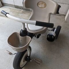  トイザらス限定 折りたたみおさんぽコンポ ベージュ 【折りたた...